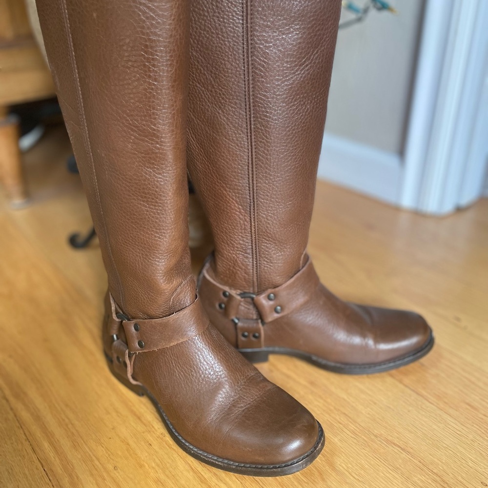 Frye Phillip ? Harness Brown Leather Knee High Riding Boots Harness Buckle 6